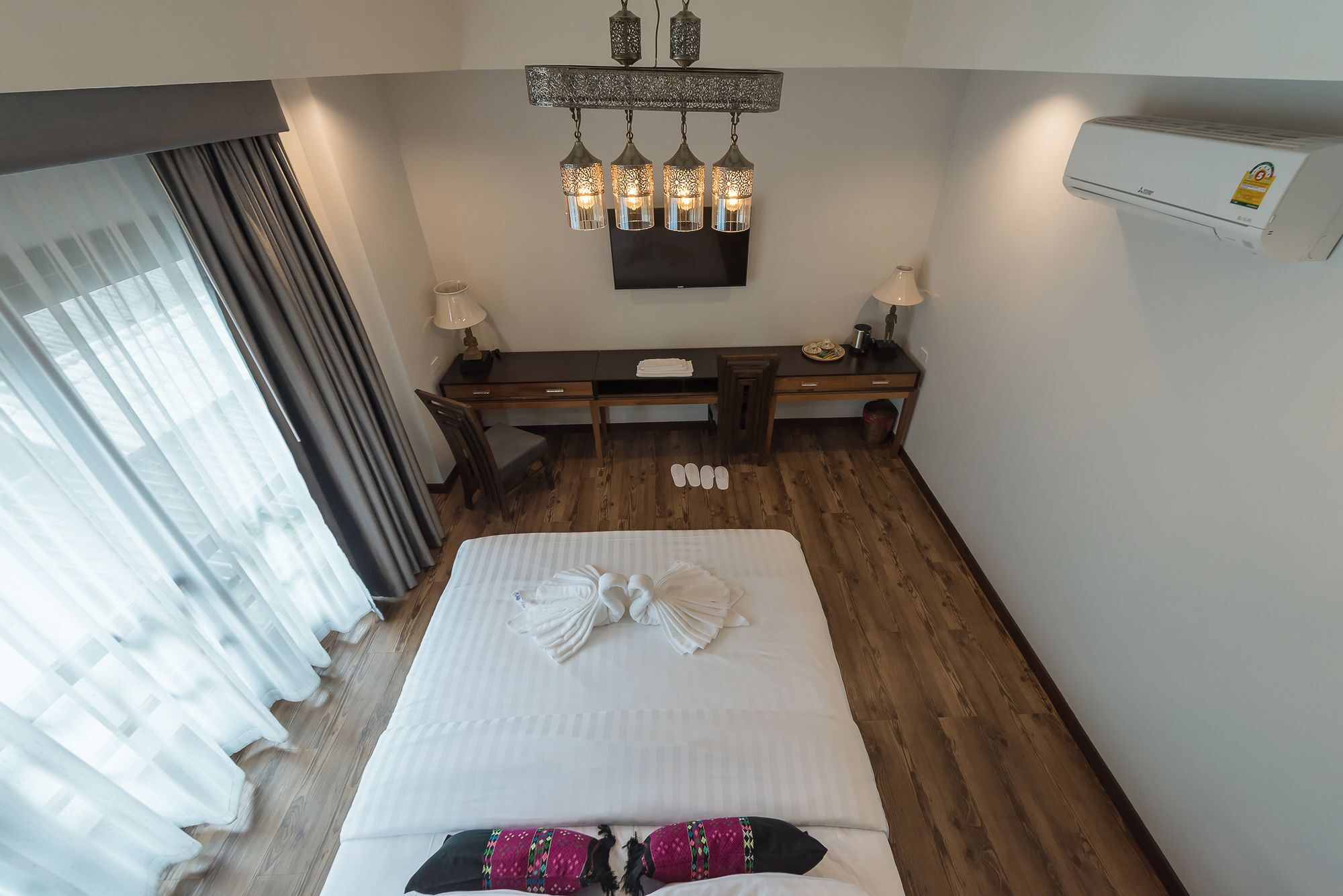 Отель 33 Poshtel (Adults Only) Чиангмай Экстерьер фото
