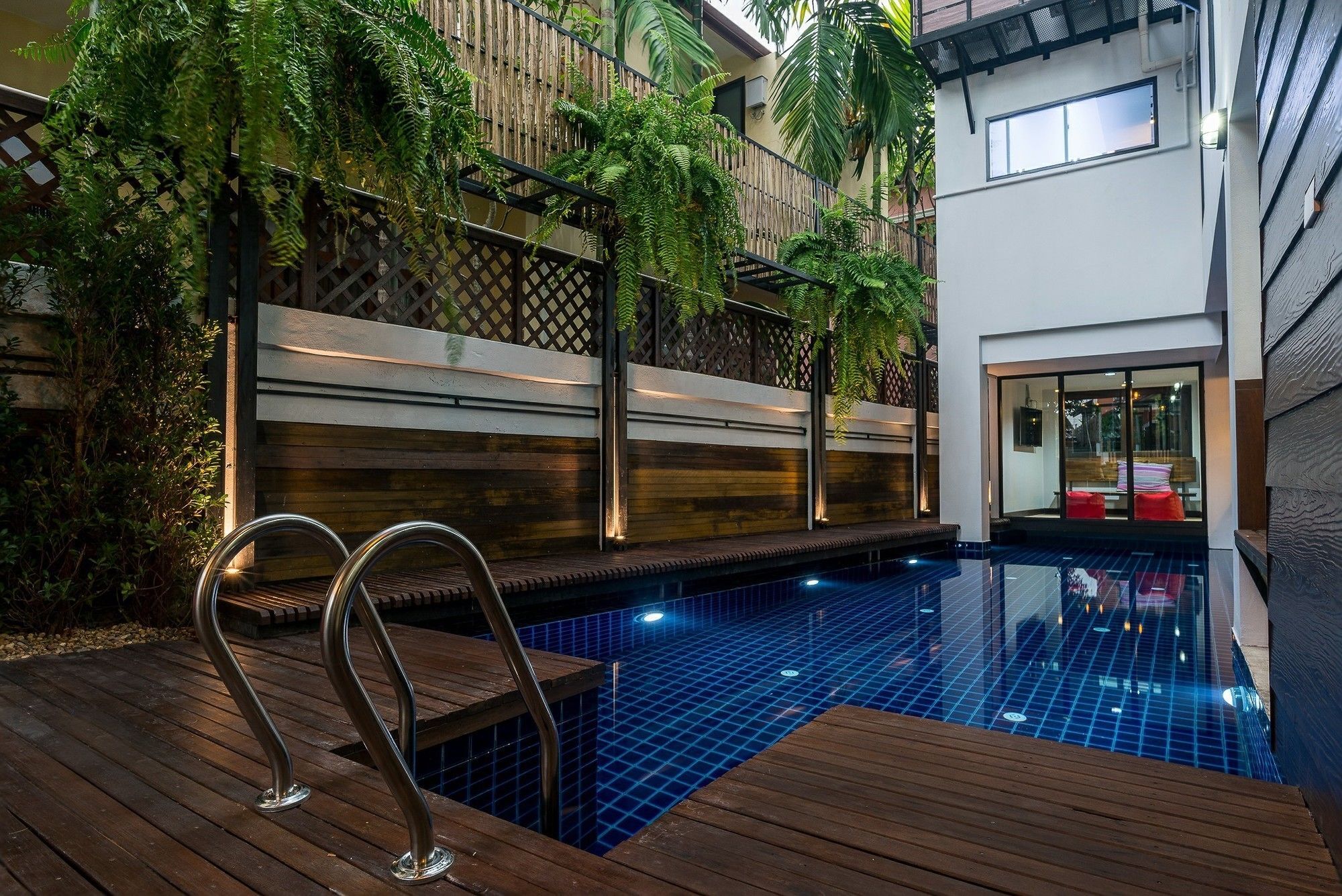 Отель 33 Poshtel (Adults Only) Чиангмай Экстерьер фото