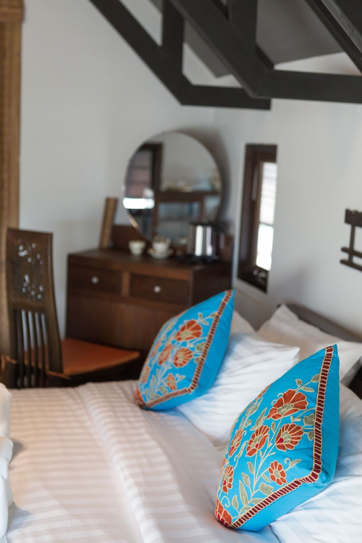 Отель 33 Poshtel (Adults Only) Чиангмай Экстерьер фото